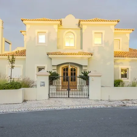 Villa @ Quinta Do Vale Golfe *