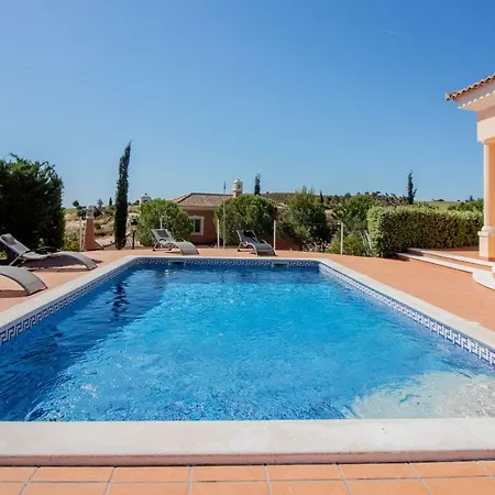 Villa @ Quinta Do Vale Golfe *